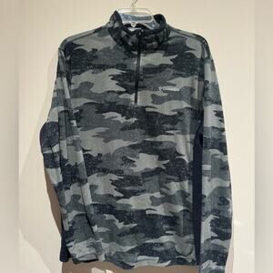 Columbia black/gray camouflage 1/4 zip size large